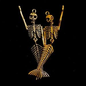 🔥BOGO Boutique item! Mermaid Skeleton on necklace
